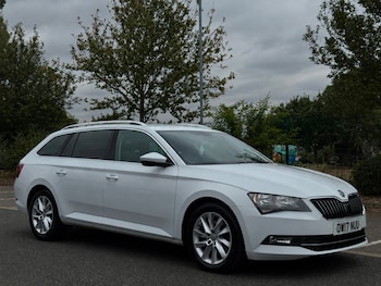 Used Skoda Superb 2017 for sale - 79307438: Photo