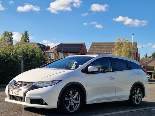 Used Honda Civic 2014 for sale - 76206142: Photo 1