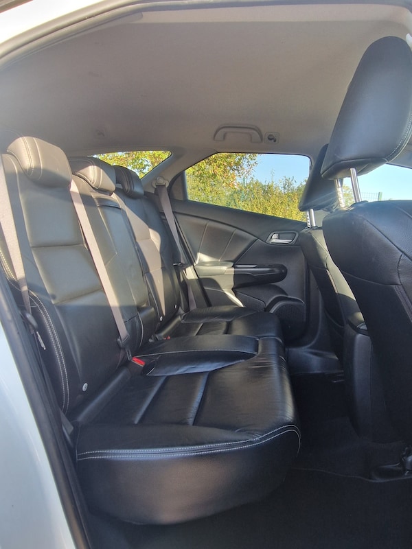 Used Honda Civic 2014 for sale - 76206142: Photo 20