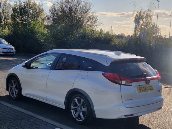 Used Honda Civic 2014 for sale - 76206142: Photo 5