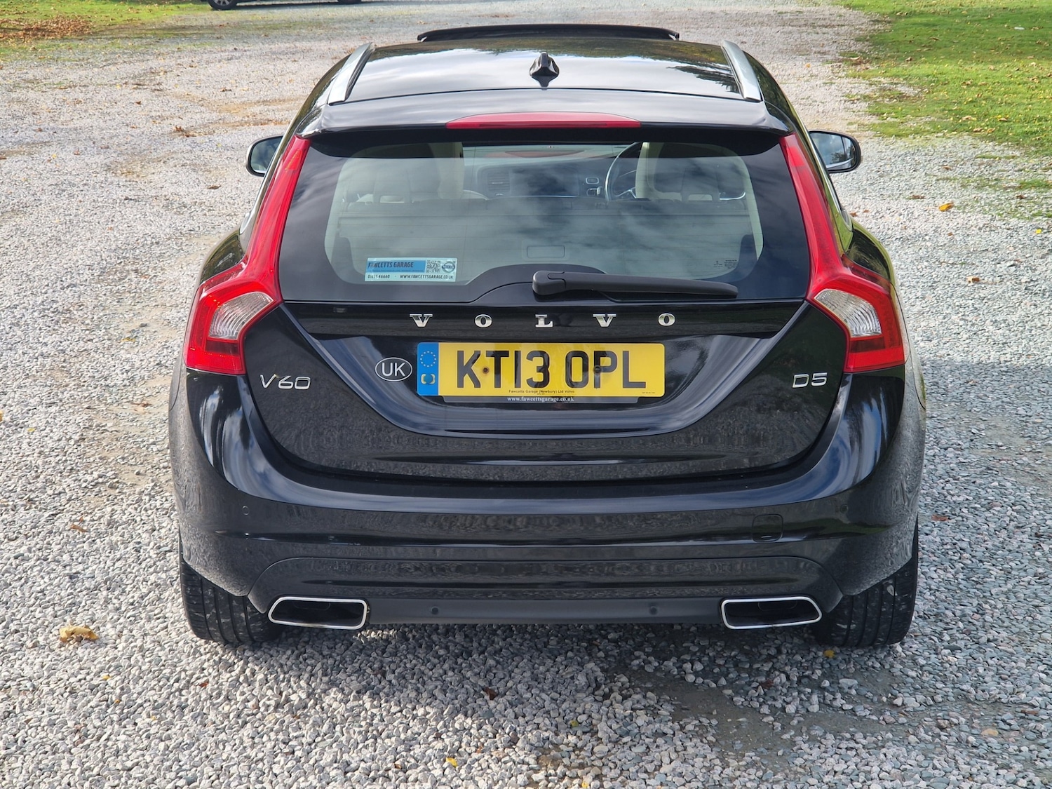 Used Volvo V60 2013 for sale - 76362979: Photo 14