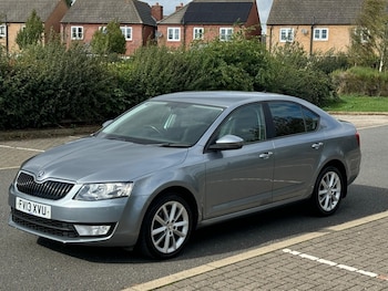 Used Skoda Octavia 2013 for sale - 76205579: Photo