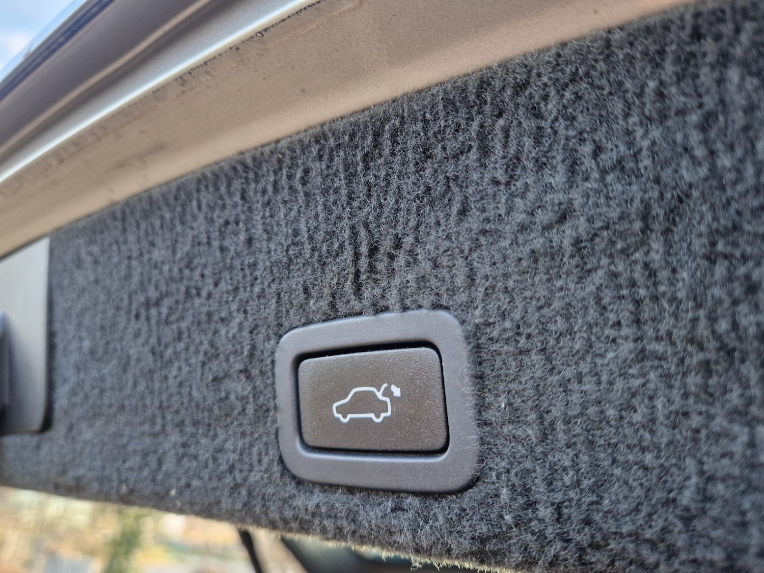 Used Volvo XC60 2014 for sale - 76741610: Photo 17