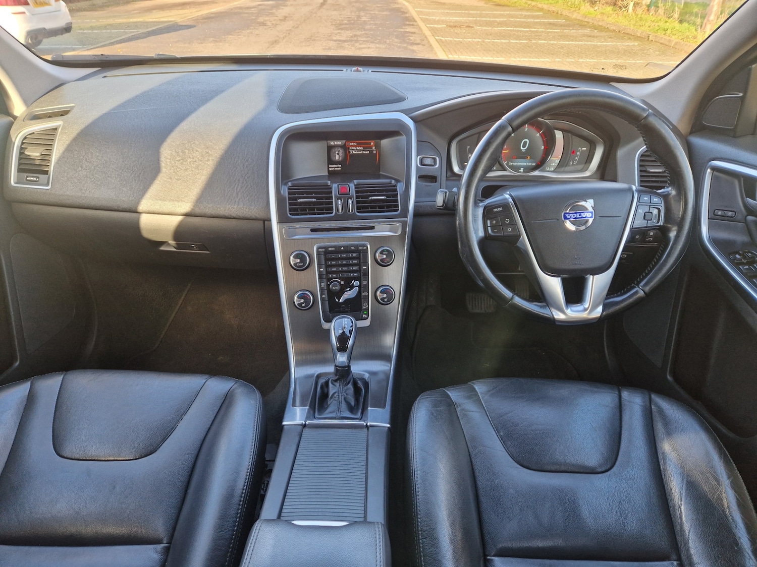 Used Volvo XC60 2014 for sale - 76741610: Photo 20