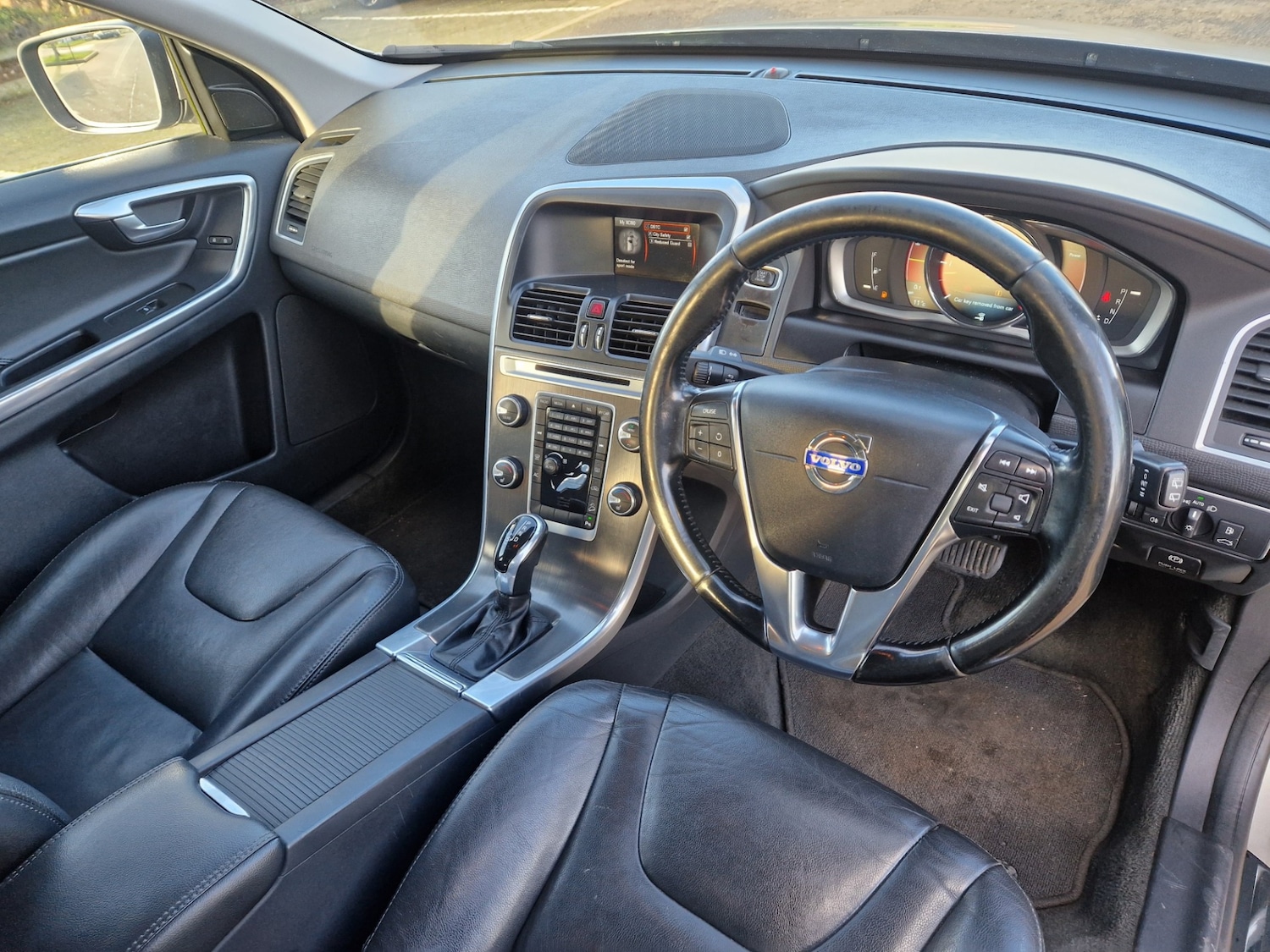 Used Volvo XC60 2014 for sale - 76741610: Photo 21