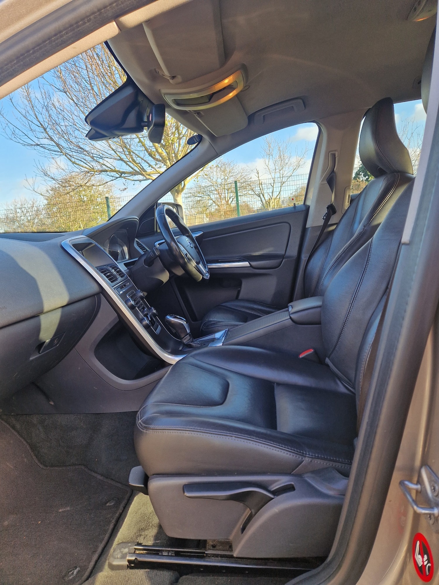 Used Volvo XC60 2014 for sale - 76741610: Photo 23