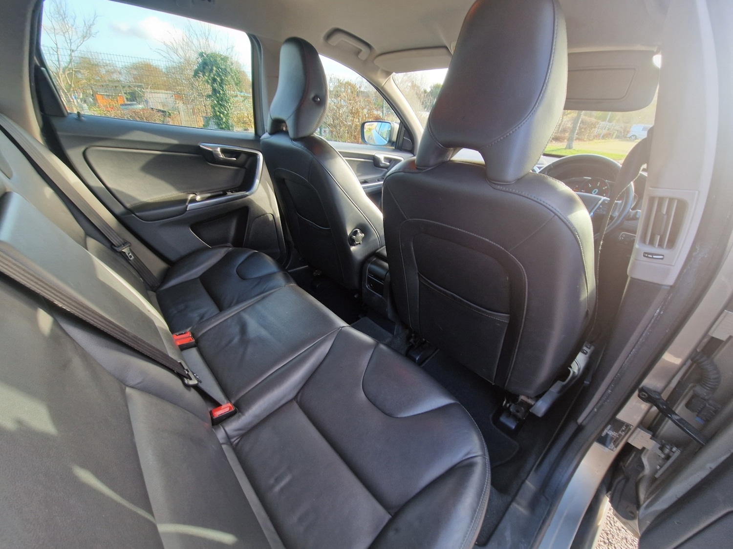 Used Volvo XC60 2014 for sale - 76741610: Photo 25