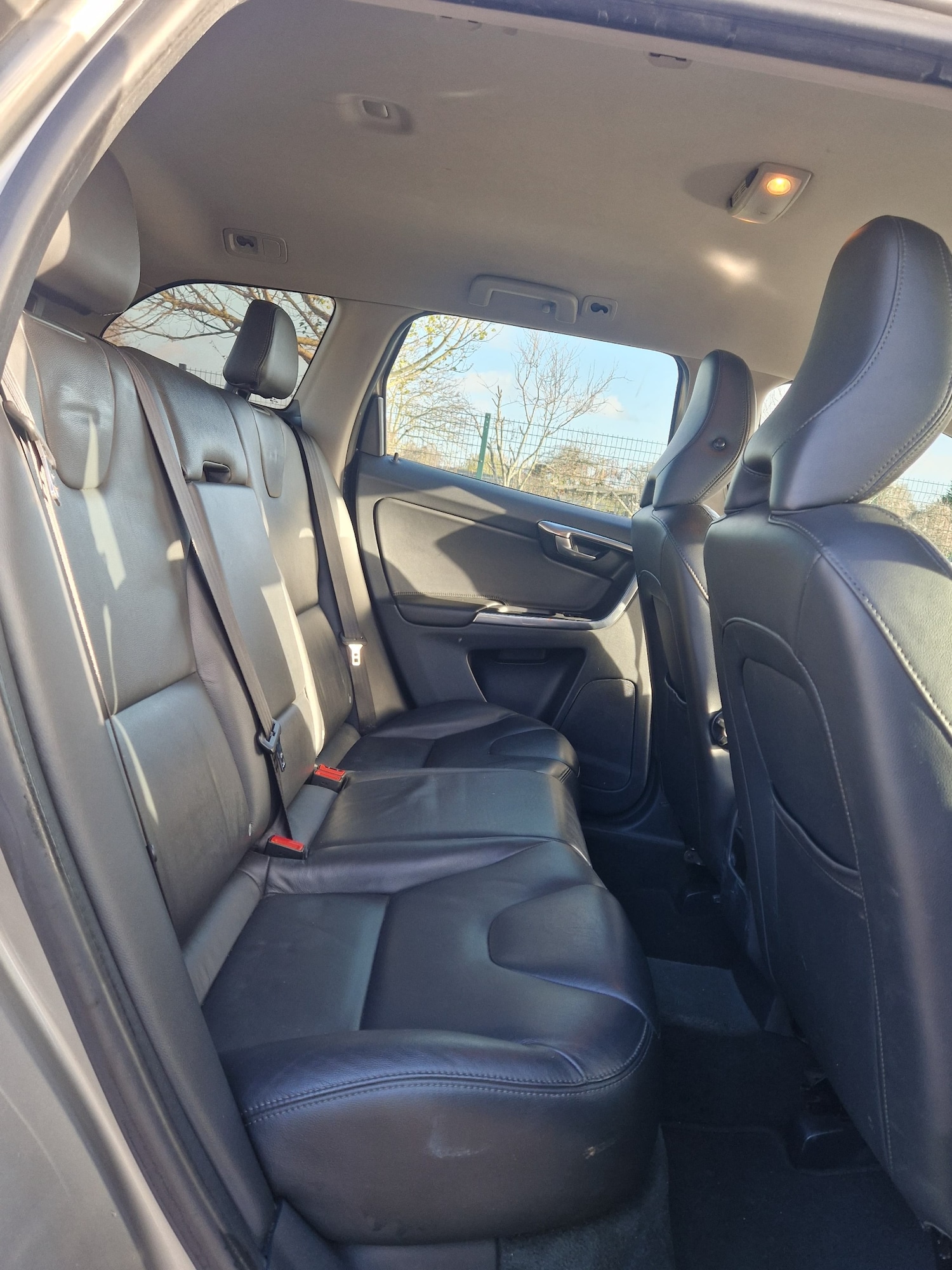 Used Volvo XC60 2014 for sale - 76741610: Photo 26