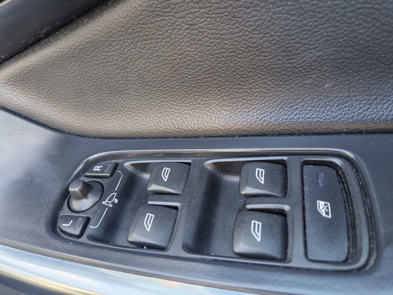 Used Volvo XC60 2014 for sale - 76741610: Photo 39