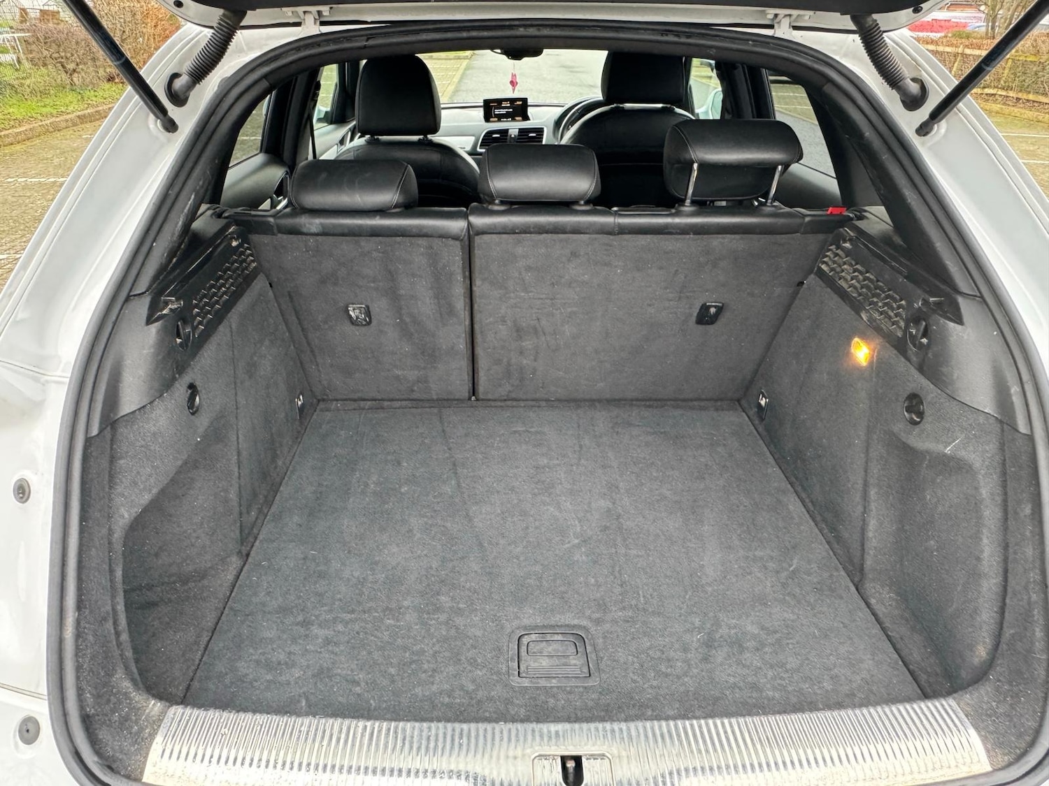 Used Audi Q3 2015 for sale - 77532464: Photo 17