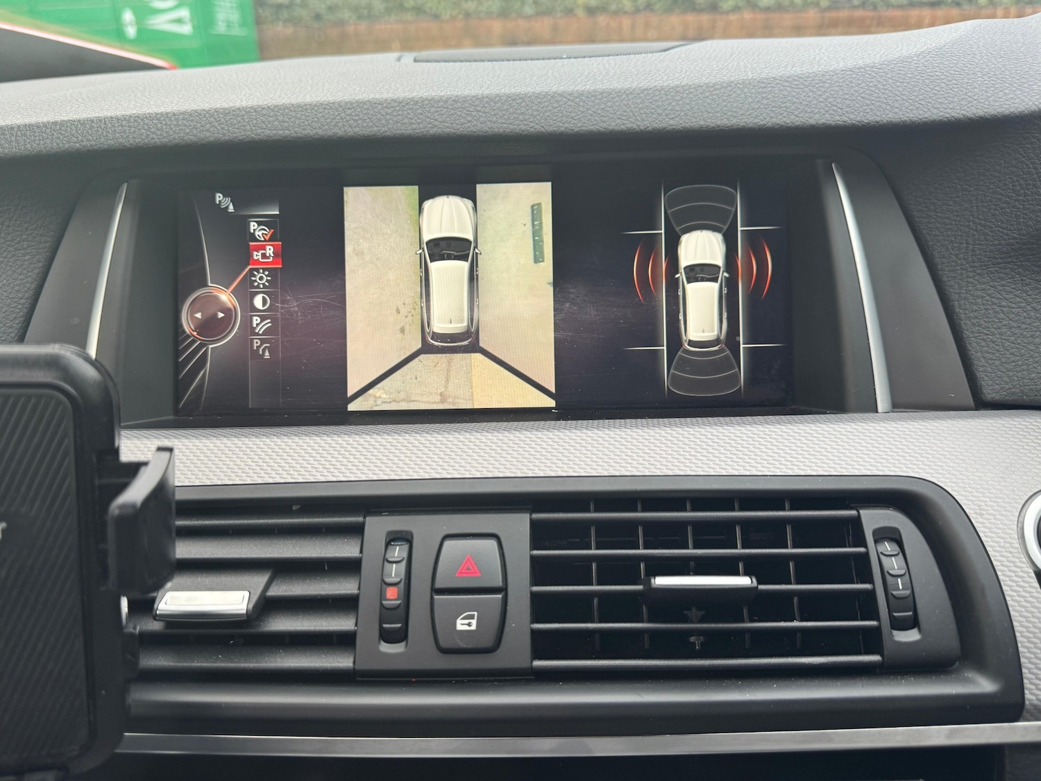 Used BMW 5 Series 2015 for sale - 77982047: Photo 32