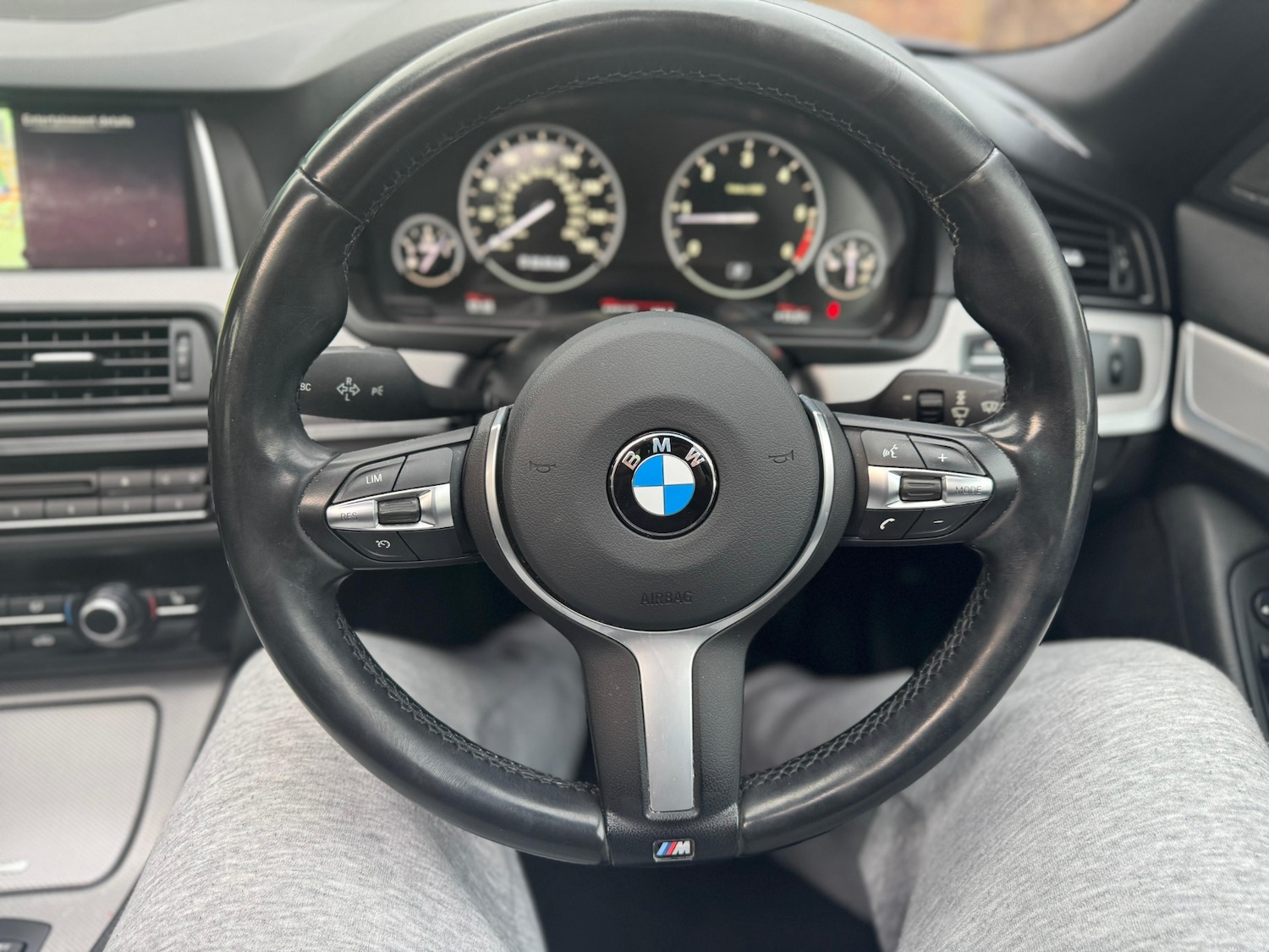 Used BMW 5 Series 2015 for sale - 77982047: Photo 35