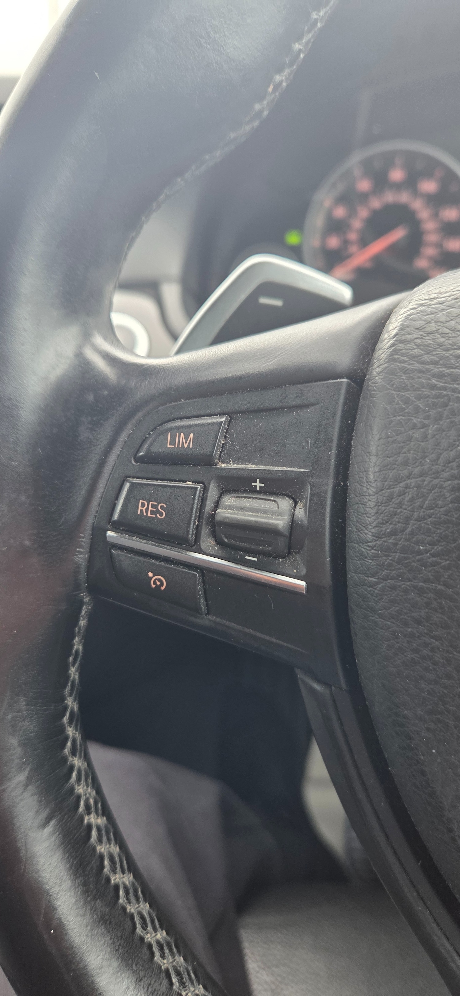 Used BMW 5 Series 2012 for sale - 77285878: Photo 34