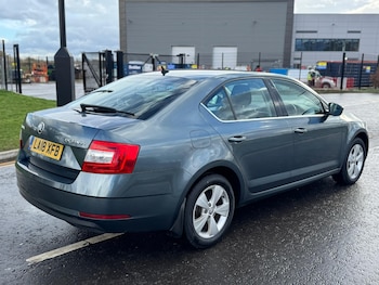 Used Skoda Octavia 2018 for sale - 77570873: Photo