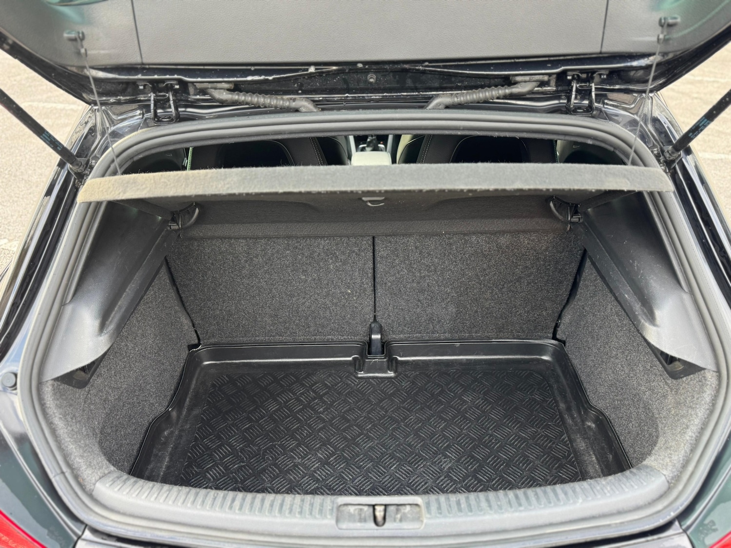 Used Volkswagen Scirocco 2016 for sale - 77704082: Photo 14