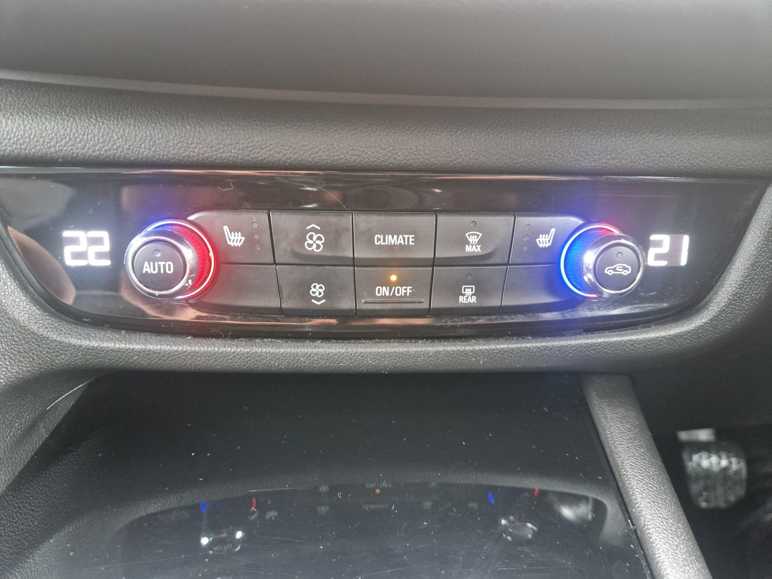 Used Vauxhall Insignia 2018 for sale - 77171159: Photo 27