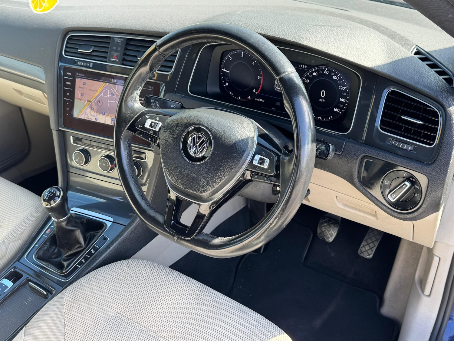 Used Volkswagen Golf 2017 for sale - 78162158: Photo 19