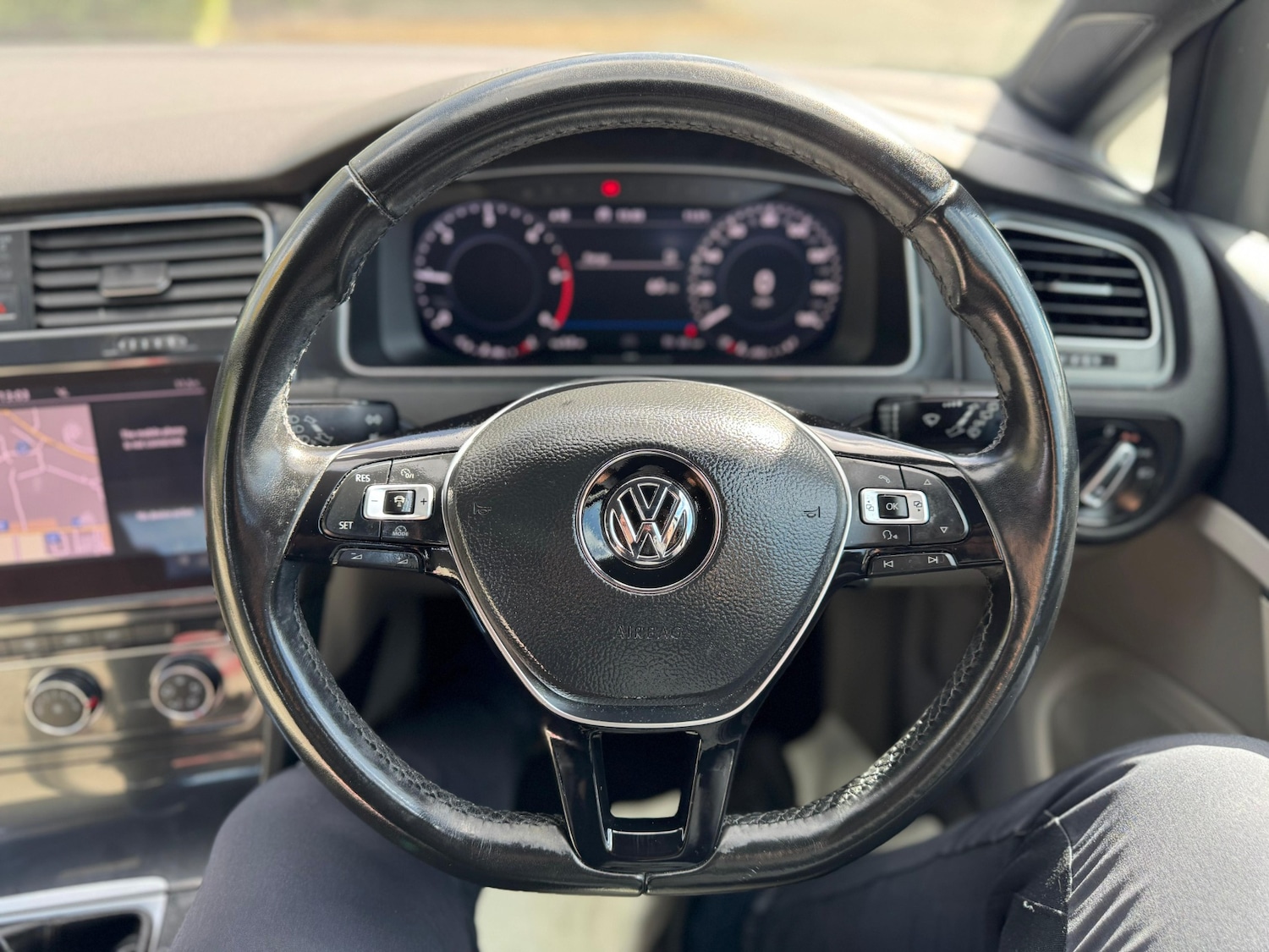 Used Volkswagen Golf 2017 for sale - 78162158: Photo 32