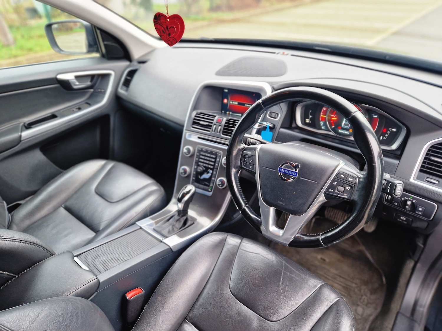 Used Volvo XC60 2014 for sale - 76616095: Photo 21