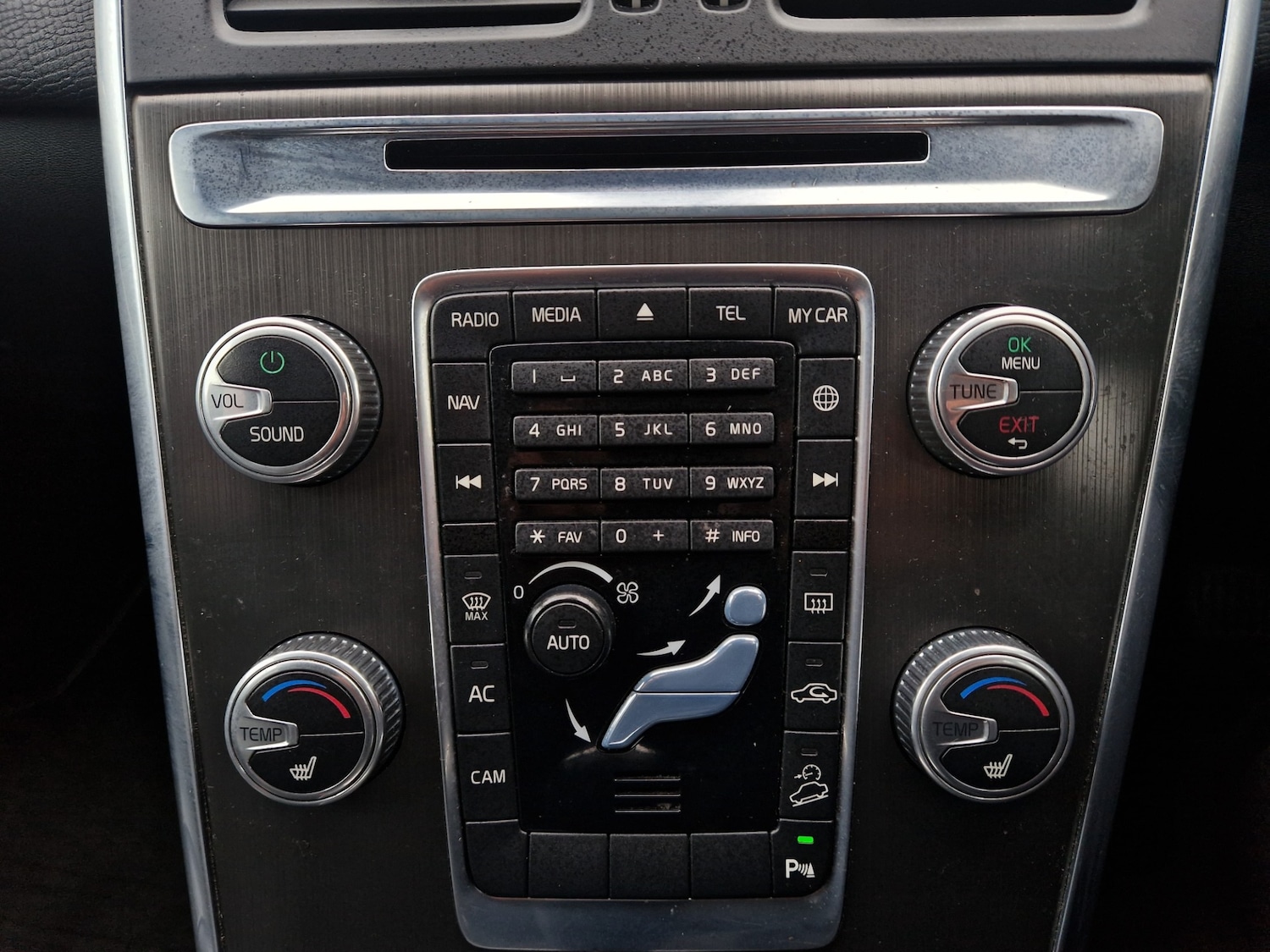 Used Volvo XC60 2014 for sale - 76616095: Photo 29