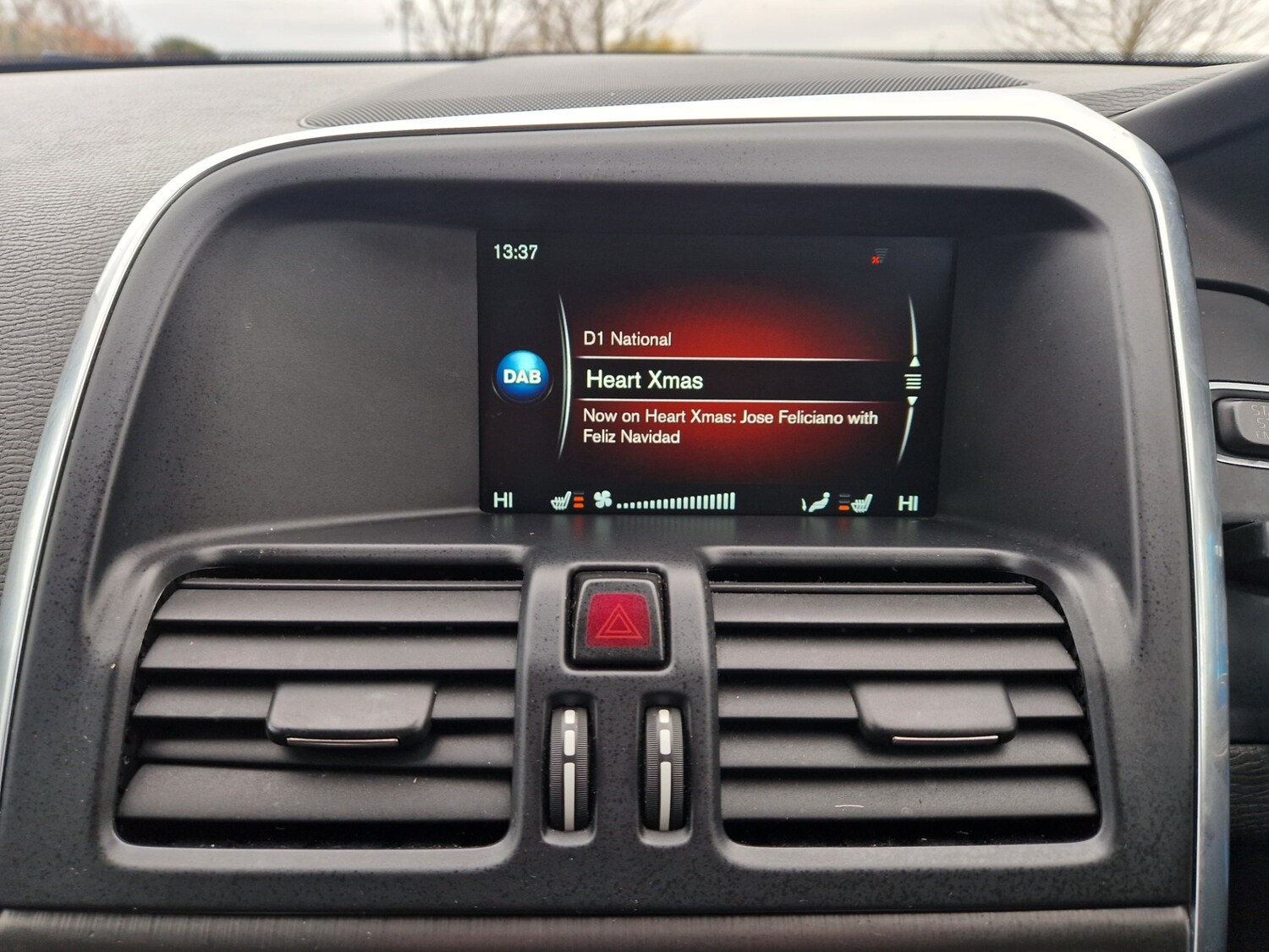 Used Volvo XC60 2014 for sale - 76616095: Photo 32