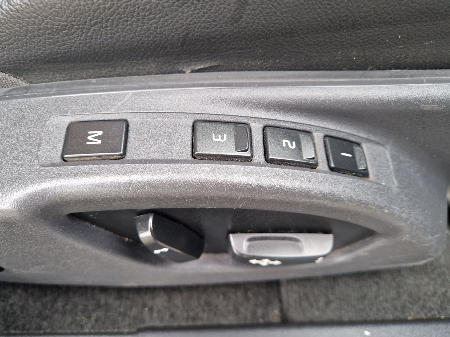 Used Volvo XC60 2014 for sale - 76616095: Photo 34