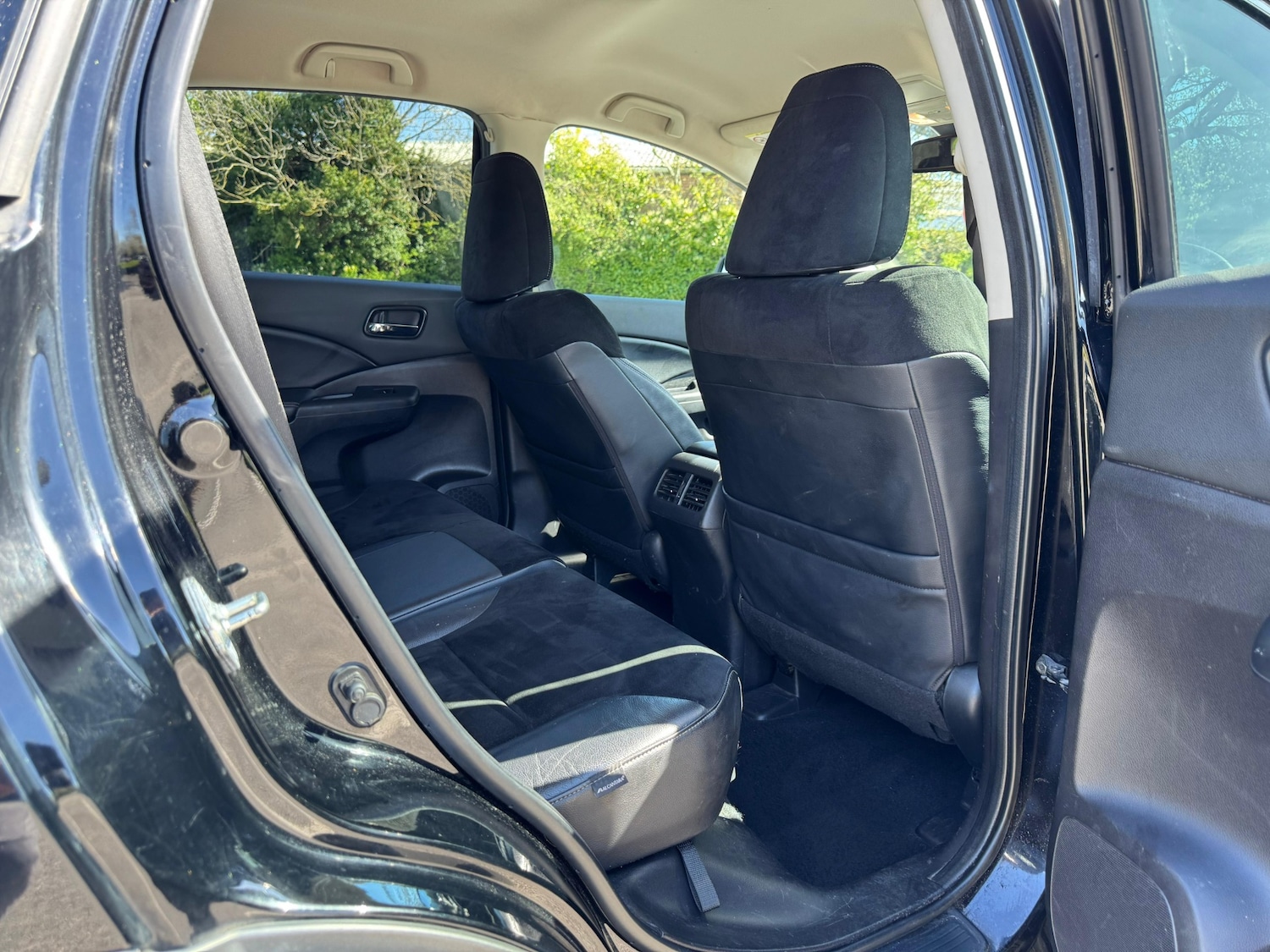 Used Honda CR-V 2015 for sale - 78145015: Photo 24