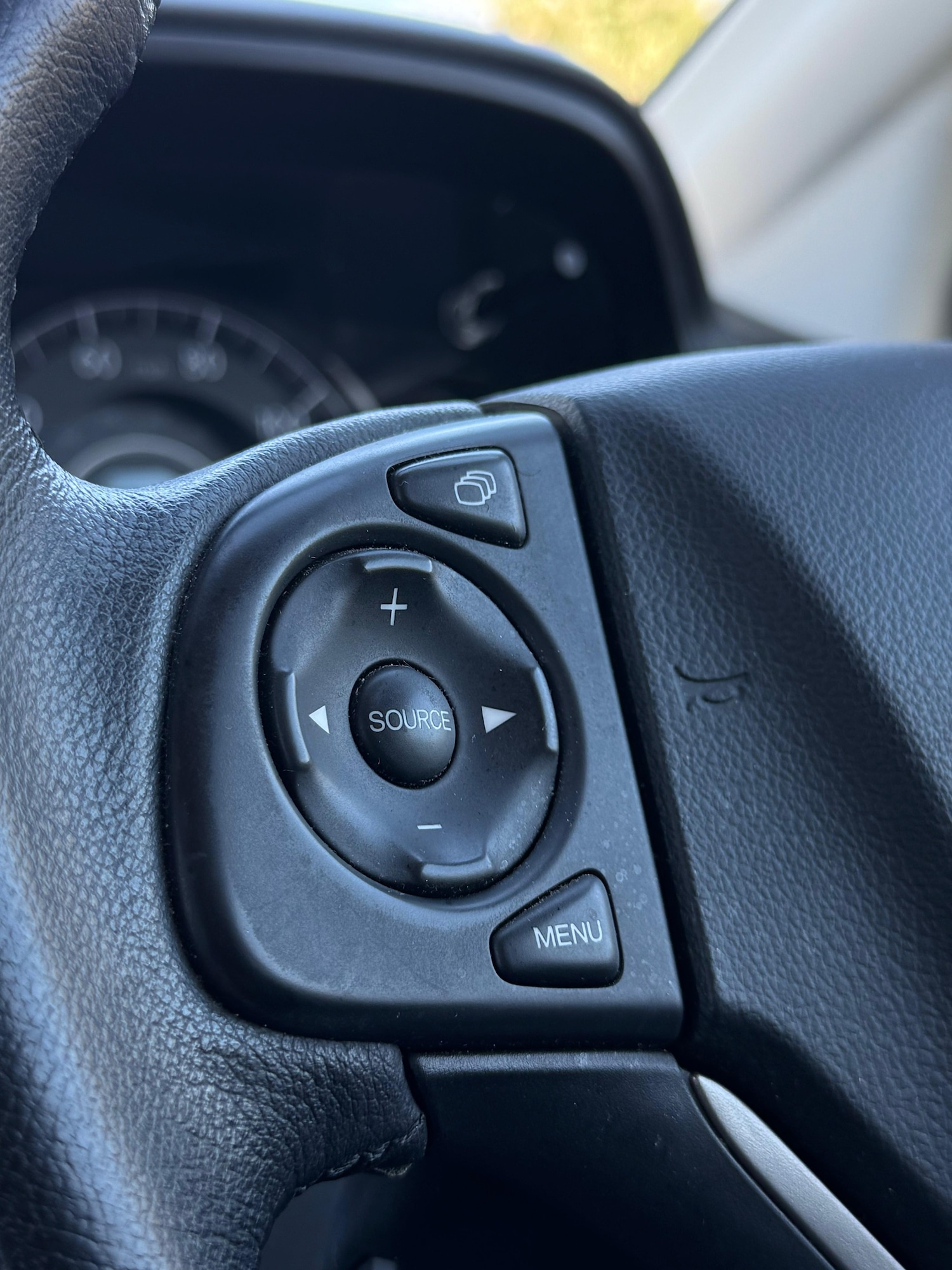 Used Honda CR-V 2015 for sale - 78145015: Photo 33