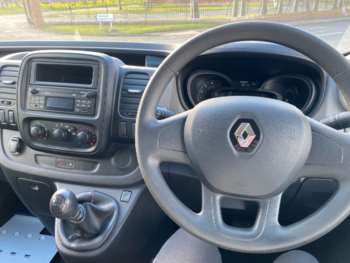 Used Renault Trafic 2018 for sale - 62254526: Photo