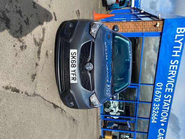 Used Vauxhall Crossland X 2018 for sale - 62326601: Photo 1