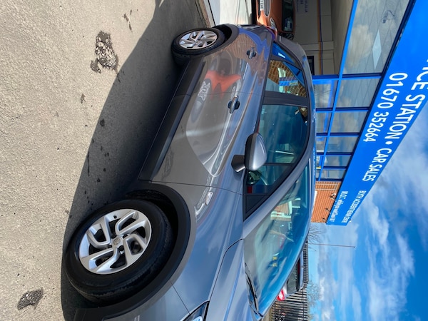 Used Vauxhall Crossland X 2018 for sale - 62326601: Photo 2