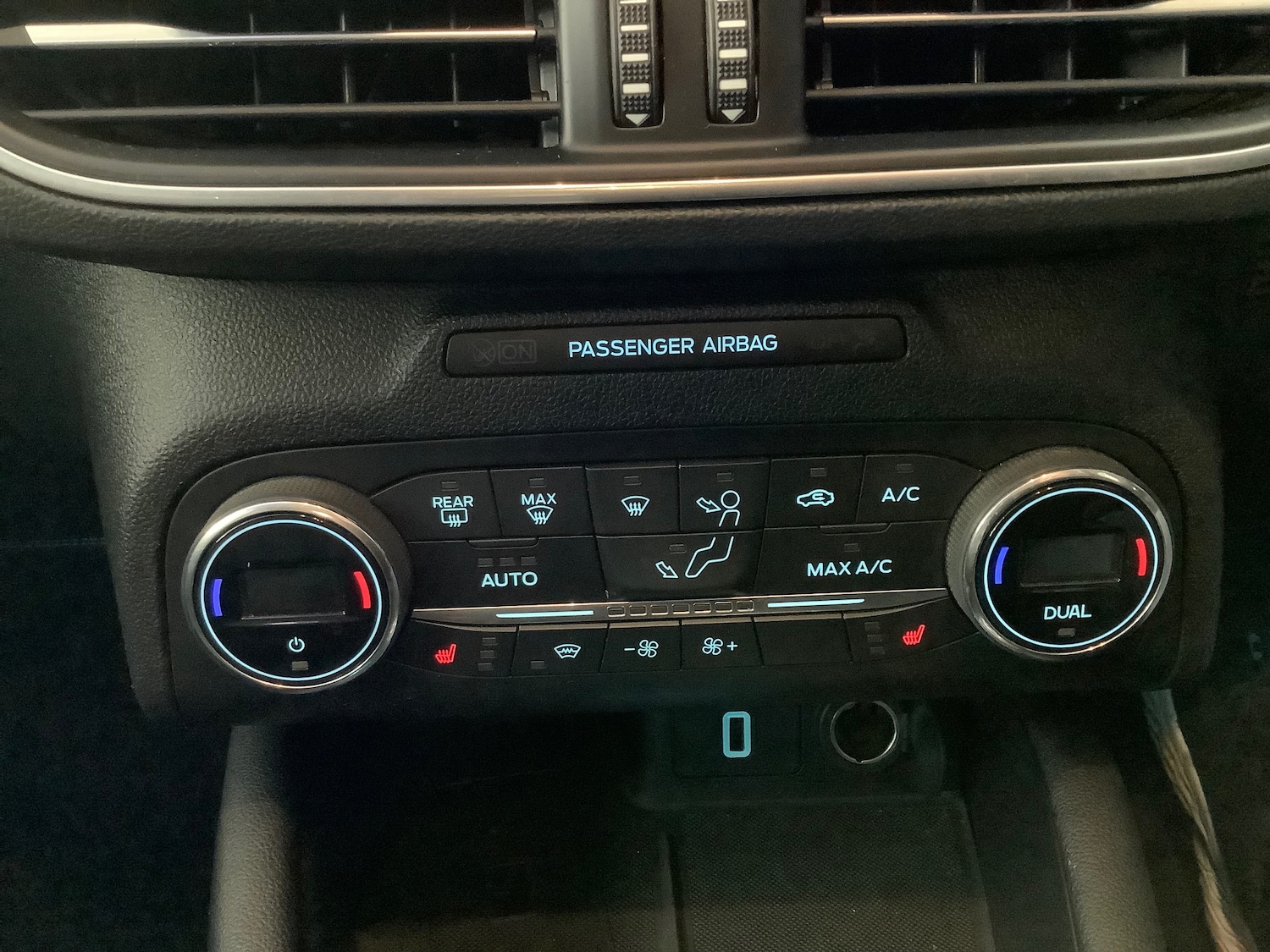 Used Ford Focus 2018 for sale - 76273282: Photo 11