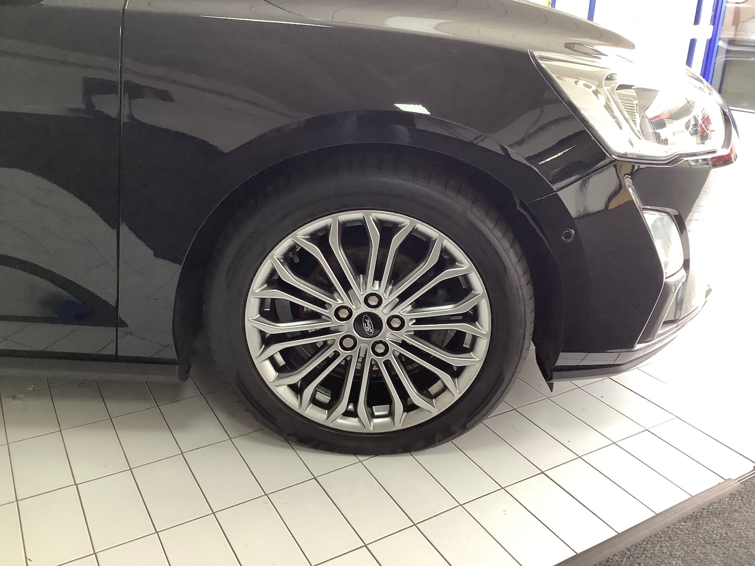 Used Ford Focus 2018 for sale - 76273282: Photo 2