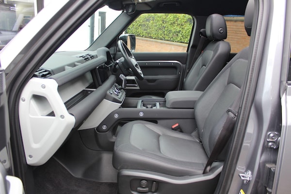 Used Land Rover Defender 110 2023 for sale - 76166395: Photo 26