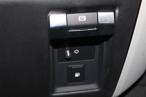 Used Land Rover Defender 110 2023 for sale - 76166395: Photo 42