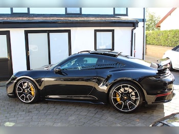 Used Porsche 911 2023 for sale - 76072377: Photo 2