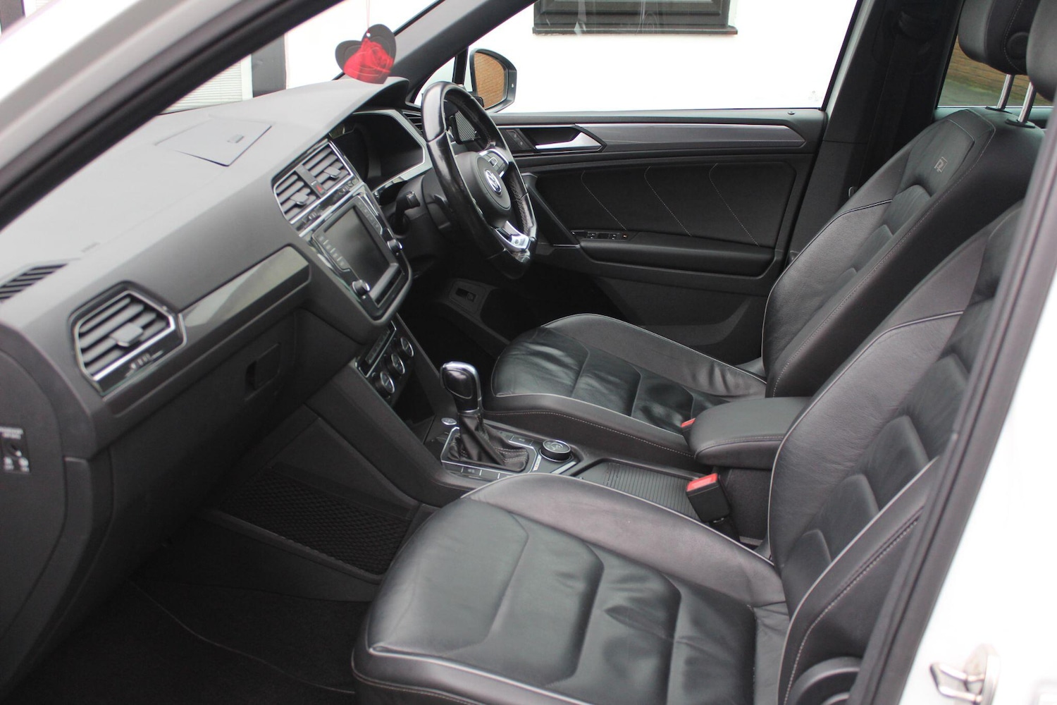 Used Volkswagen Tiguan 2016 for sale - 76573102: Photo 20