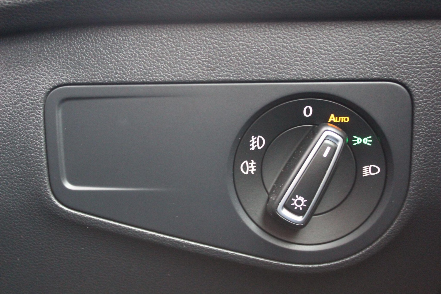 Used Volkswagen Tiguan 2016 for sale - 76573102: Photo 34