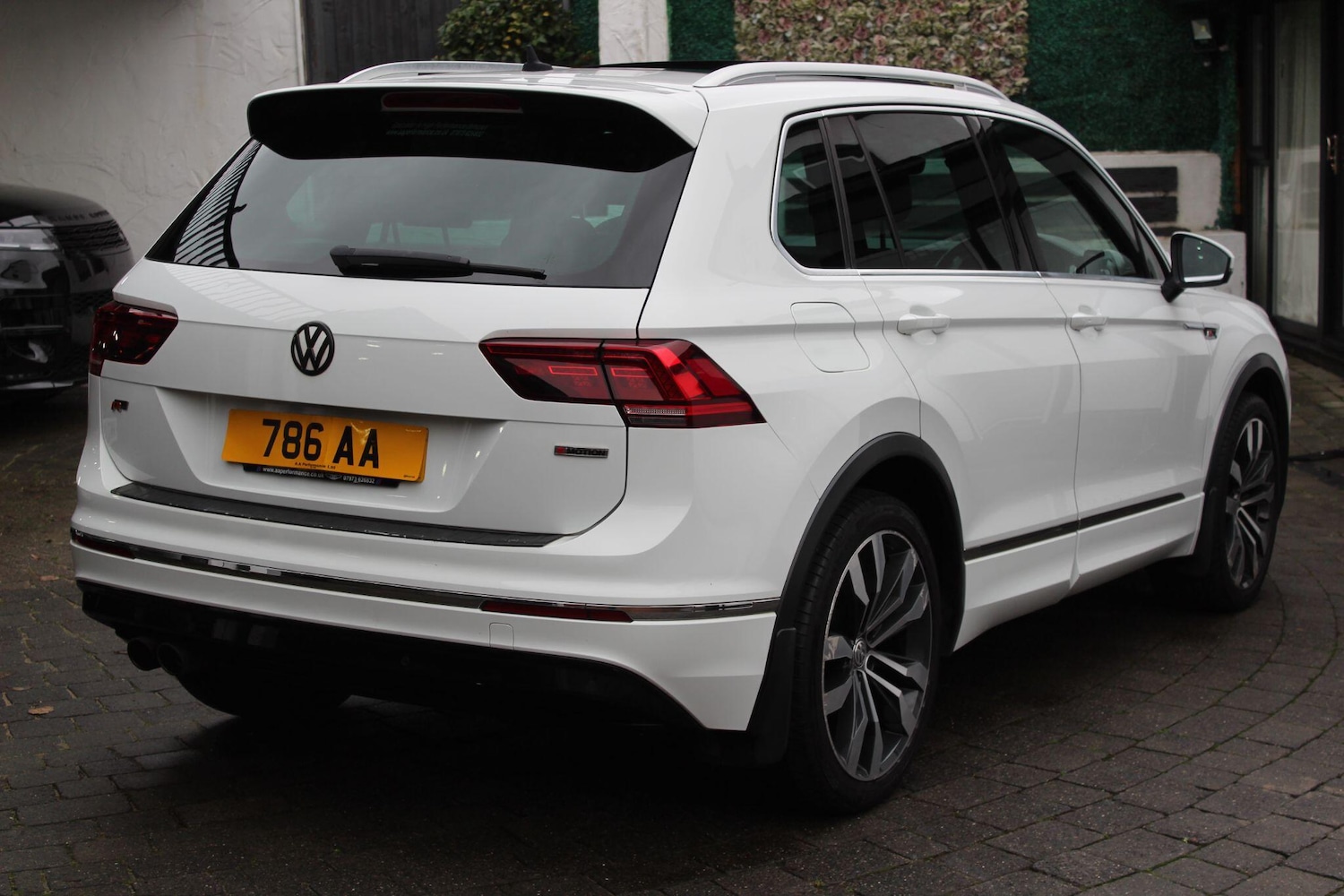 Used Volkswagen Tiguan 2016 for sale - 76573102: Photo 6