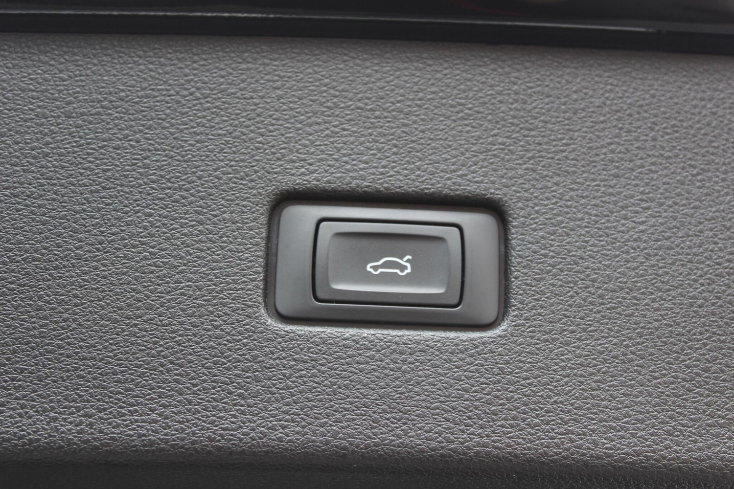 Used Audi Q8 2020 for sale - 76485452: Photo 10