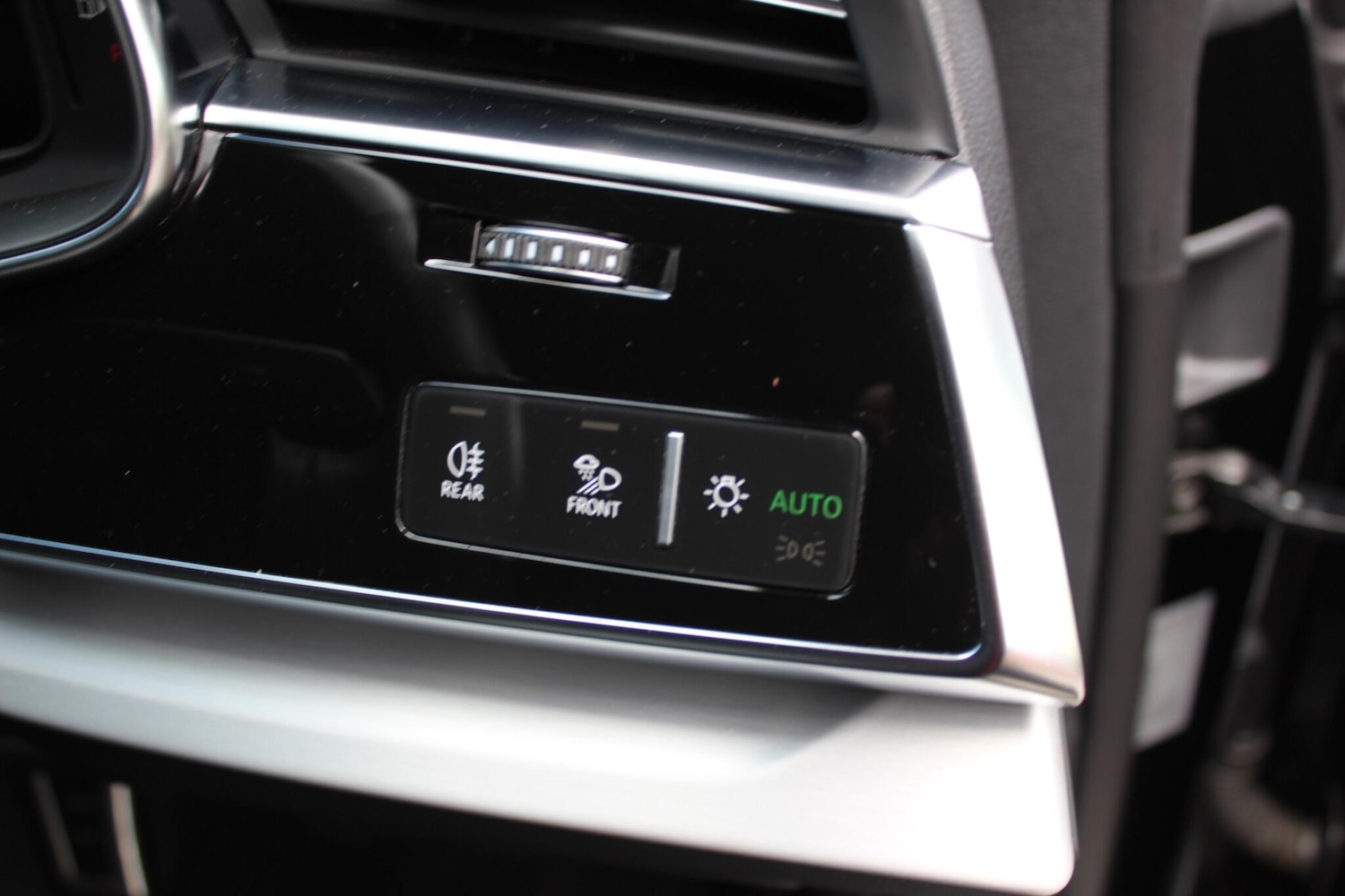 Used Audi Q8 2020 for sale - 76485452: Photo 22