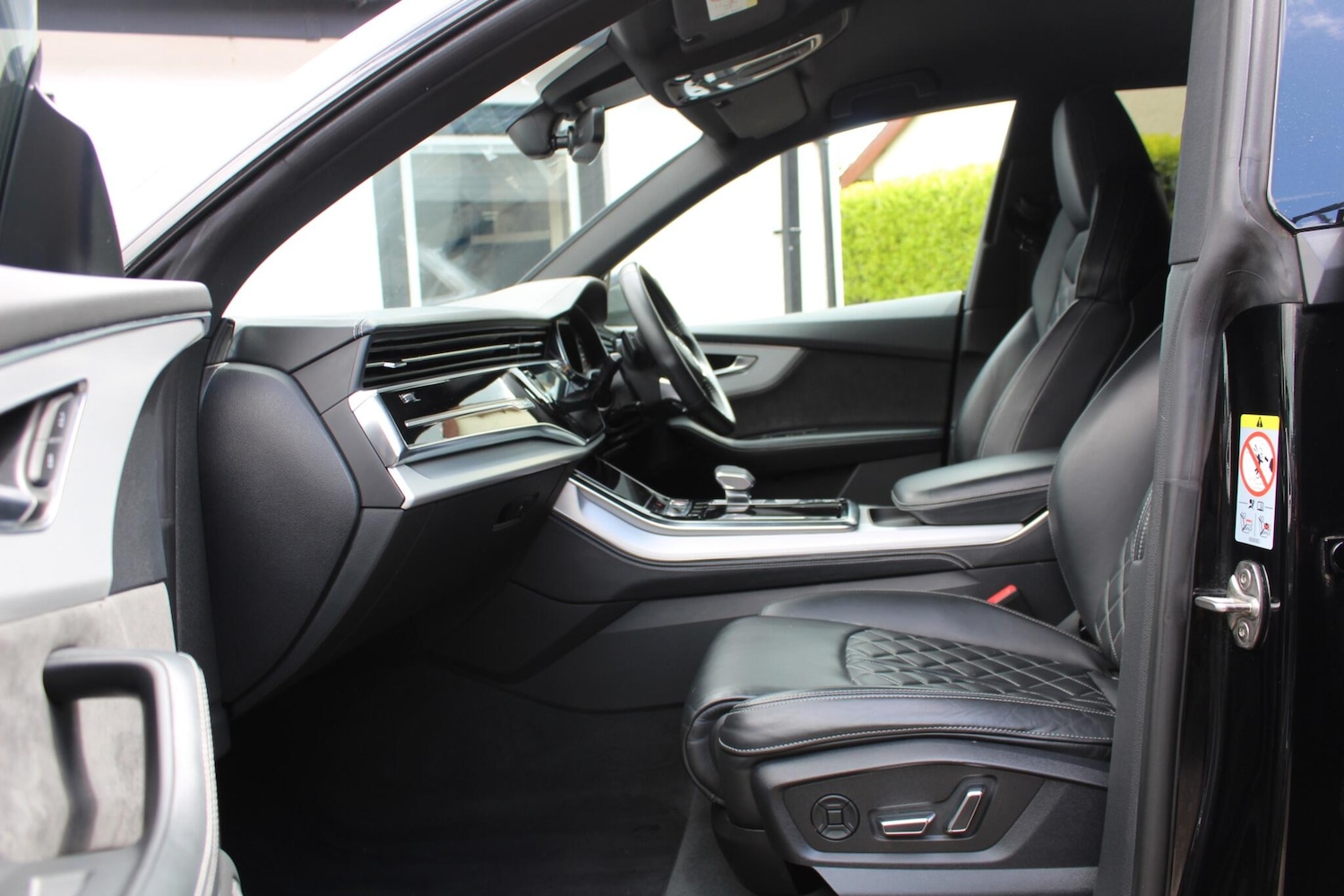 Used Audi Q8 2020 for sale - 76485452: Photo 29