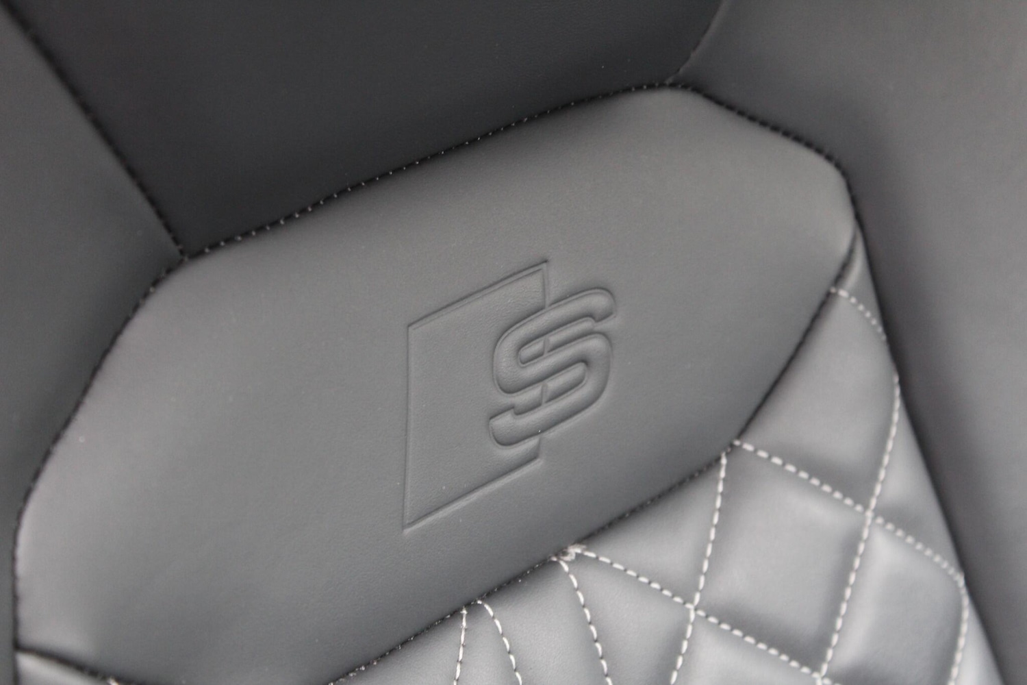 Used Audi Q8 2020 for sale - 76485452: Photo 46