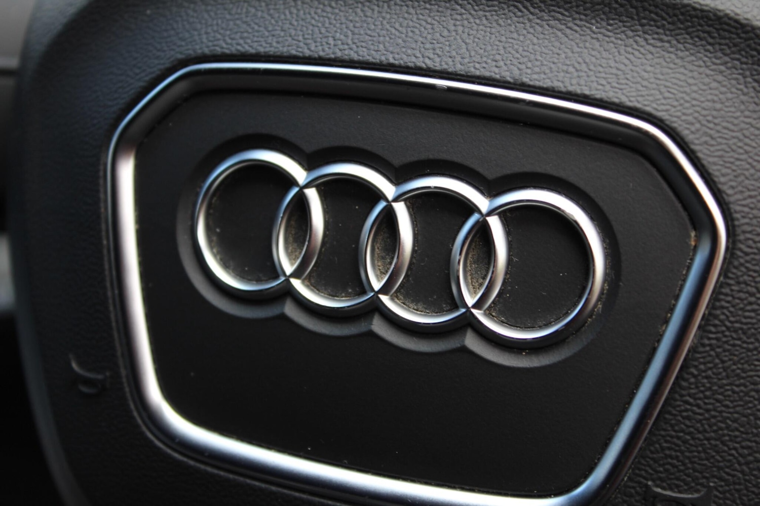 Used Audi Q8 2020 for sale - 76485452: Photo 51