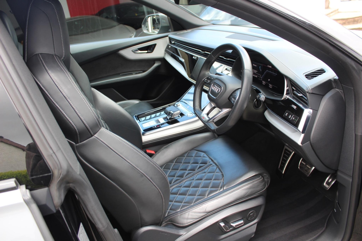 Used Audi Q8 2020 for sale - 76485452: Photo 8