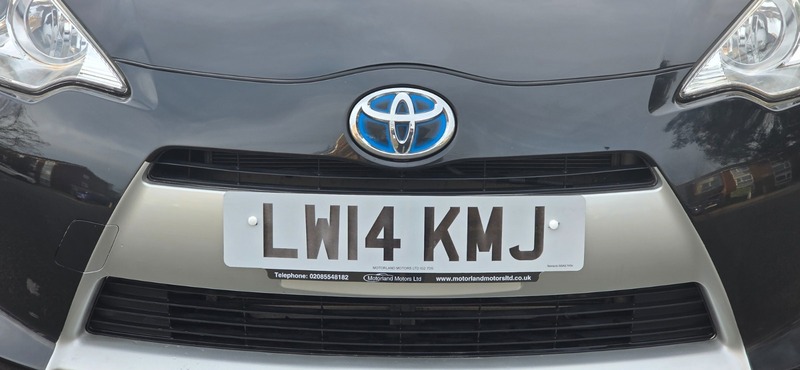 Used Toyota Yaris 2014 for sale - 77632310: Photo 12