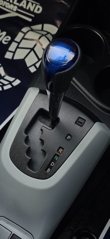 Used Toyota Yaris 2014 for sale - 77632310: Photo 40