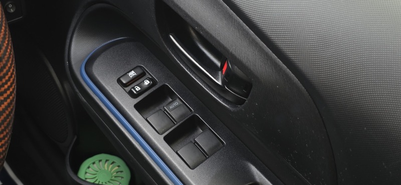 Used Toyota Yaris 2014 for sale - 77632310: Photo 43