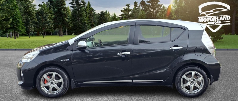 Used Toyota Yaris 2014 for sale - 77632310: Photo 6