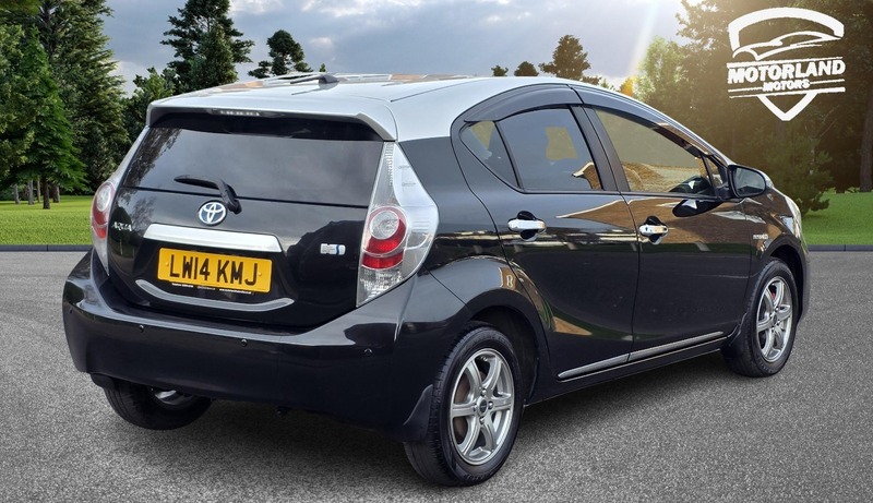 Used Toyota Yaris 2014 for sale - 77632310: Photo 9